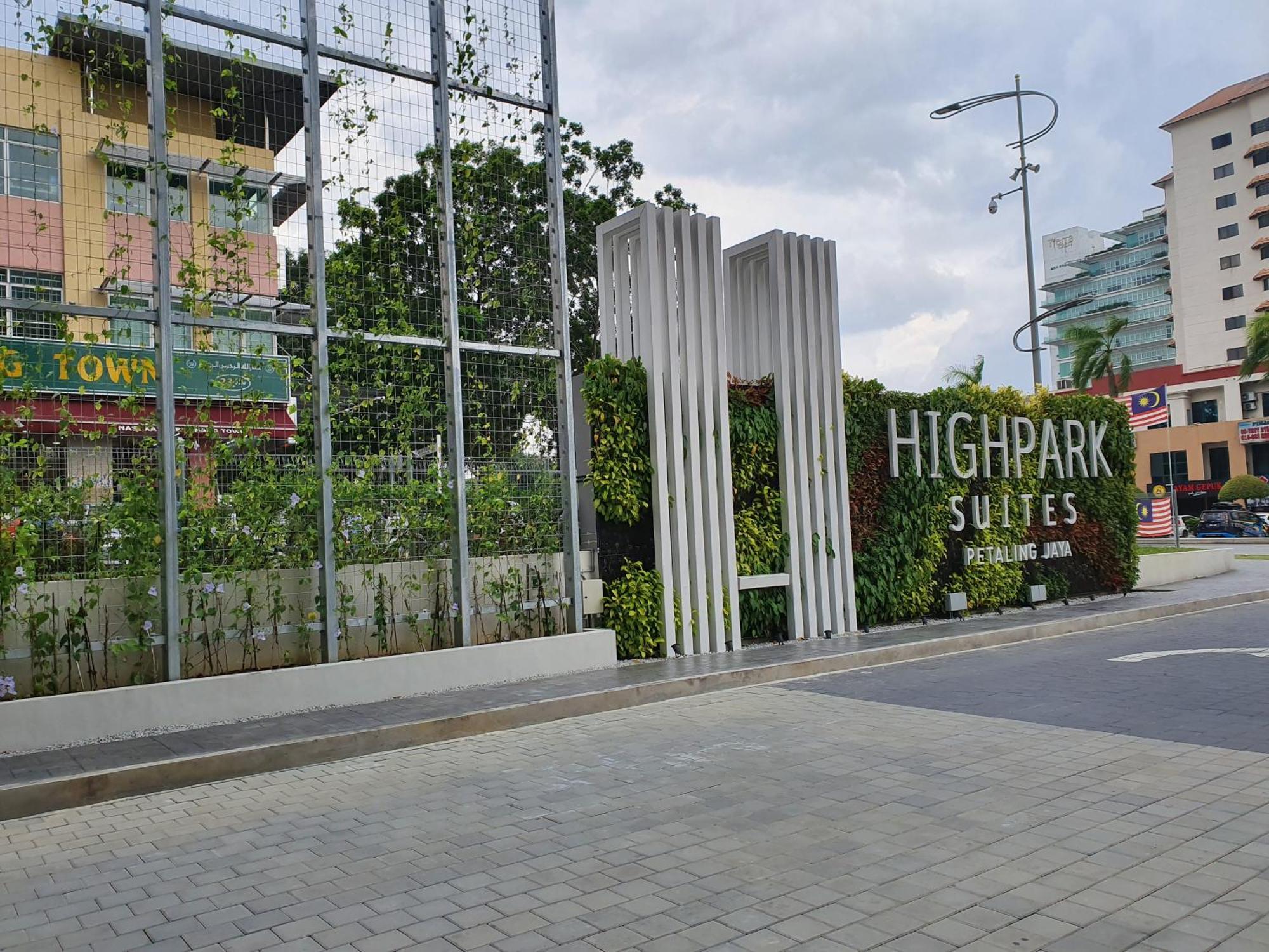 Highpark Suites In Petaling Jaya, Kelana Jaya By Plush Kampong Baharu Sungai Way Exteriér fotografie