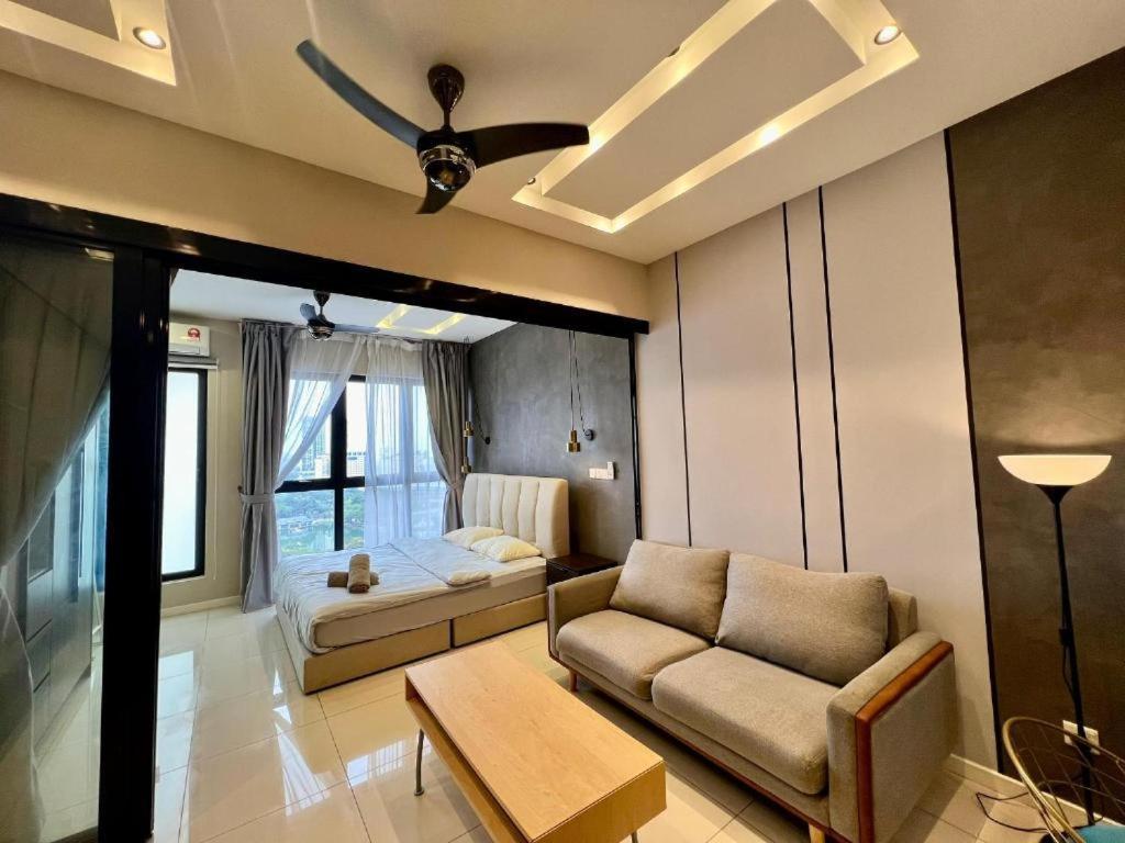 Highpark Suites In Petaling Jaya, Kelana Jaya By Plush Kampong Baharu Sungai Way Exteriér fotografie