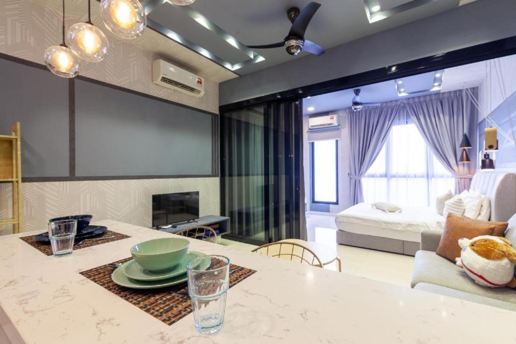 Highpark Suites In Petaling Jaya, Kelana Jaya By Plush Kampong Baharu Sungai Way Exteriér fotografie